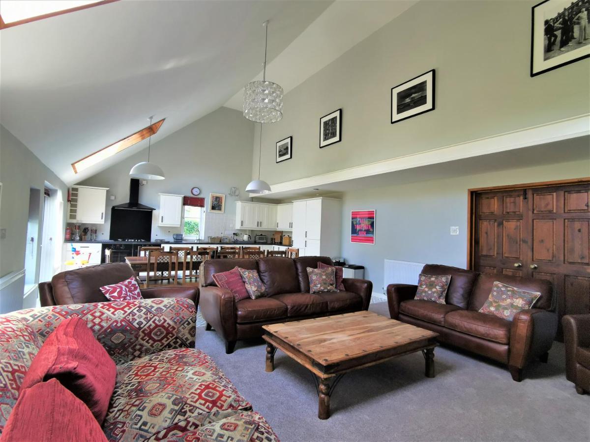 Wellstone Cottages - Coach House Llanfyrnach Ngoại thất bức ảnh